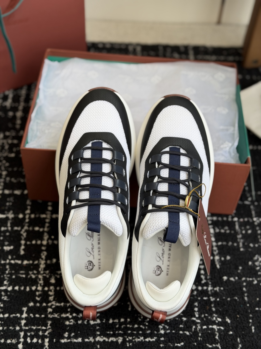 代购级LP 家新品 Loro Piana 诺悠 翩雅 Cairn Walk 情侣款运动鞋老爹鞋 代购级LP 家新品 Loro Piana 诺悠 翩雅 Cairn Walk 情侣款运动鞋老爹鞋