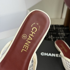 代购级Chanel26ss夏季新款网面尖头高跟穆勒凉拖网面低跟穆勒拖,以品牌标志性的双C标识搭配通透网面 代购级Chanel26ss夏季新款网面尖头高跟穆勒凉拖网面低跟穆勒拖,以品牌标志性的双C标识搭配通透网面