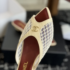 代购级Chanel26ss夏季新款网面尖头高跟穆勒凉拖网面低跟穆勒拖,以品牌标志性的双C标识搭配通透网面 代购级Chanel26ss夏季新款网面尖头高跟穆勒凉拖网面低跟穆勒拖,以品牌标志性的双C标识搭配通透网面