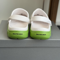代购级Balenciaga 巴黎世家洞洞鞋 Balenciaga 春夏最新情侣款洞洞鞋,黑马单 代购级Balenciaga 巴黎世家洞洞鞋 Balenciaga 春夏最新情侣款洞洞鞋,黑马单