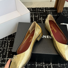 代购级CHANEL 香奈儿 26ss 春夏秀款单鞋第一眼看上就被种草了根据天气变化自由穿搭!套上袜套春夏 代购级CHANEL 香奈儿 26ss 春夏秀款单鞋第一眼看上就被种草了根据天气变化自由穿搭!套上袜套春夏