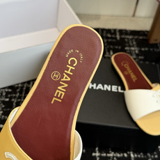 代购级CHANEL 香奈儿 26ss 春夏秀款拖鞋第一眼看上就被种草了根据天气变化自由穿搭!套上袜套春夏 代购级CHANEL 香奈儿 26ss 春夏秀款拖鞋第一眼看上就被种草了根据天气变化自由穿搭!套上袜套春夏