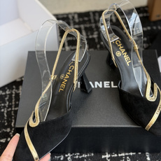 代购级CHANEL 香奈儿 26ss 春夏秀款 后空 凉鞋 第一眼看上就被种草了金色流动线条高跟凉鞋,极 代购级CHANEL 香奈儿 26ss 春夏秀款 后空 凉鞋 第一眼看上就被种草了金色流动线条高跟凉鞋,极