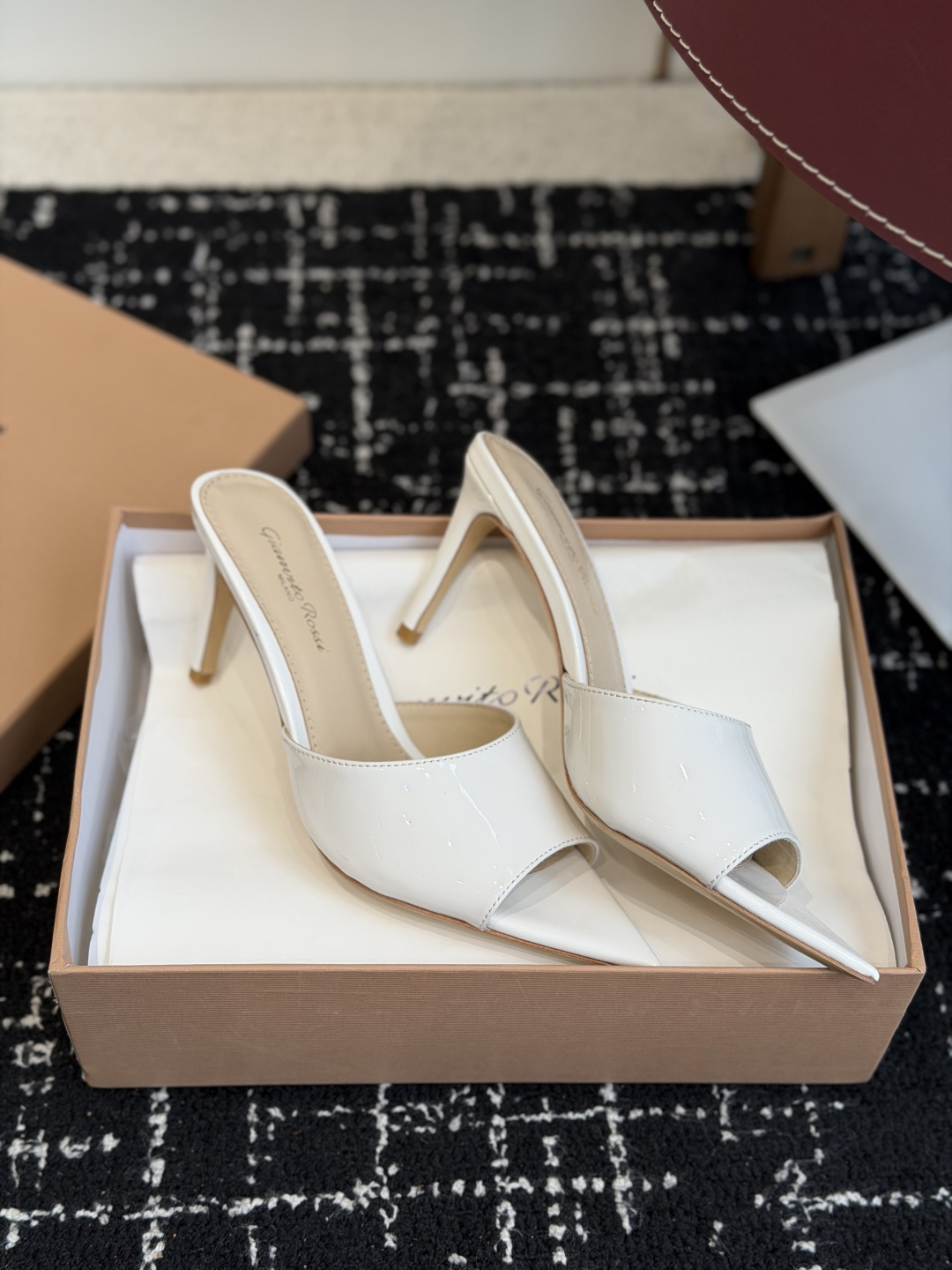 代购级吉安维托·罗西Gianvito Rossi 26春夏 尖头 细跟 凉拖鞋！轻松移动，高跟凉拖鞋！特
