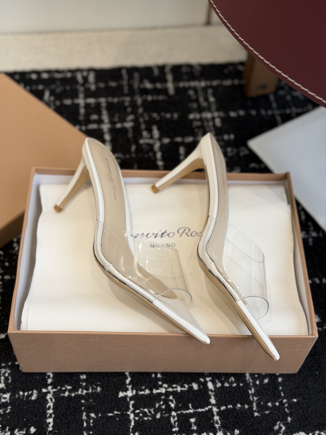 代购级吉安维托·罗西Gianvito Rossi 26春夏 尖头 细跟 凉拖鞋！轻松移动，高跟凉拖鞋！特