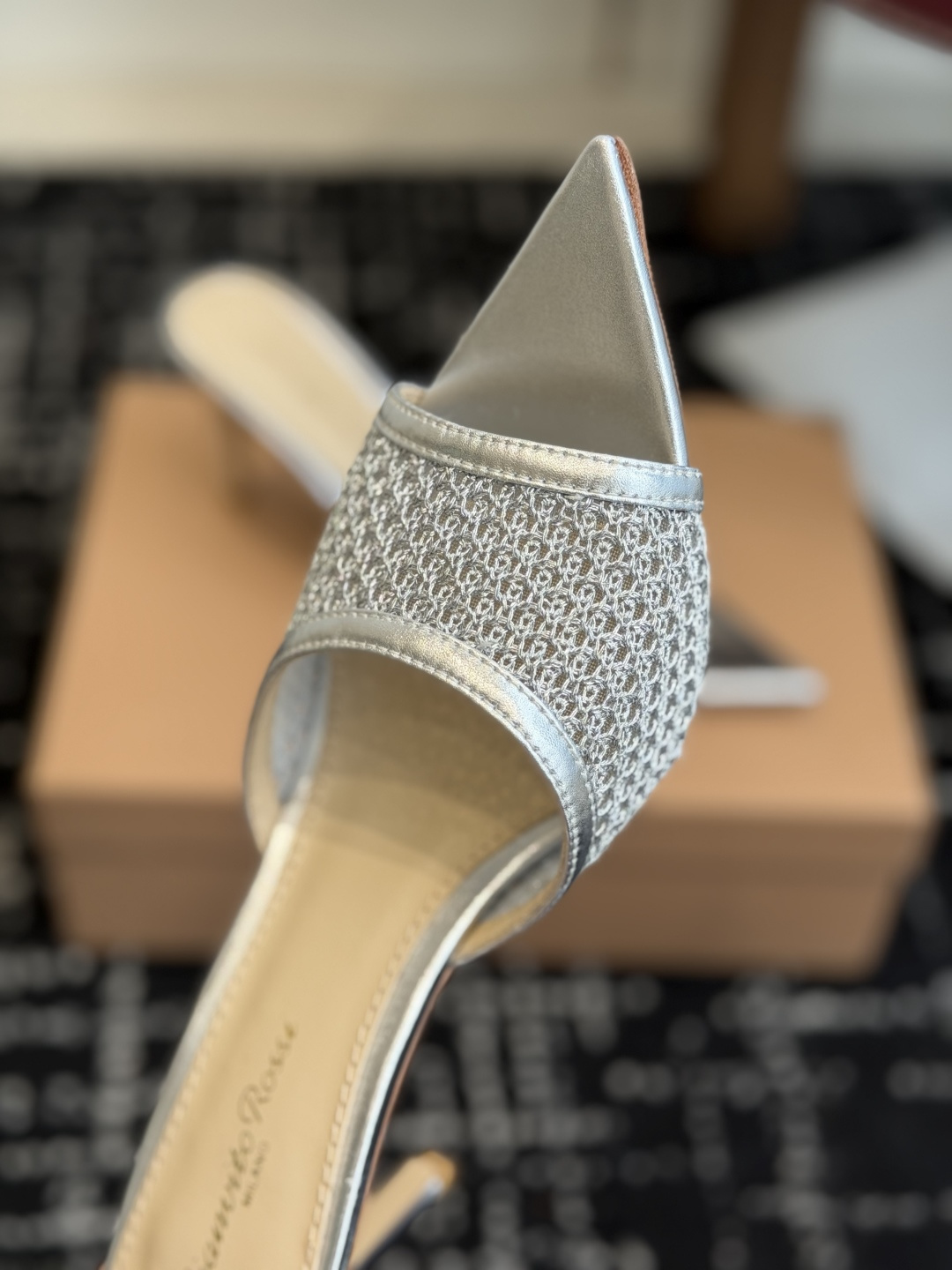 代购级吉安维托·罗西Gianvito Rossi 26春夏 尖头 细跟 凉拖鞋！轻松移动，高跟凉拖鞋！特