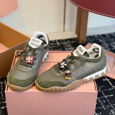 代购级(⚠️官网同步✈️盒包装)Miu Miu 26ss 新色 春夏新款走秀MiuMiu 情侣款 玛丽 代购级(⚠️官网同步✈️盒包装)Miu Miu 26ss 新色 春夏新款走秀MiuMiu 情侣款 玛丽
