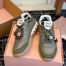 代购级(⚠️官网同步✈️盒包装)Miu Miu 26ss 新色 春夏新款走秀MiuMiu 情侣款 玛丽 代购级(⚠️官网同步✈️盒包装)Miu Miu 26ss 新色 春夏新款走秀MiuMiu 情侣款 玛丽