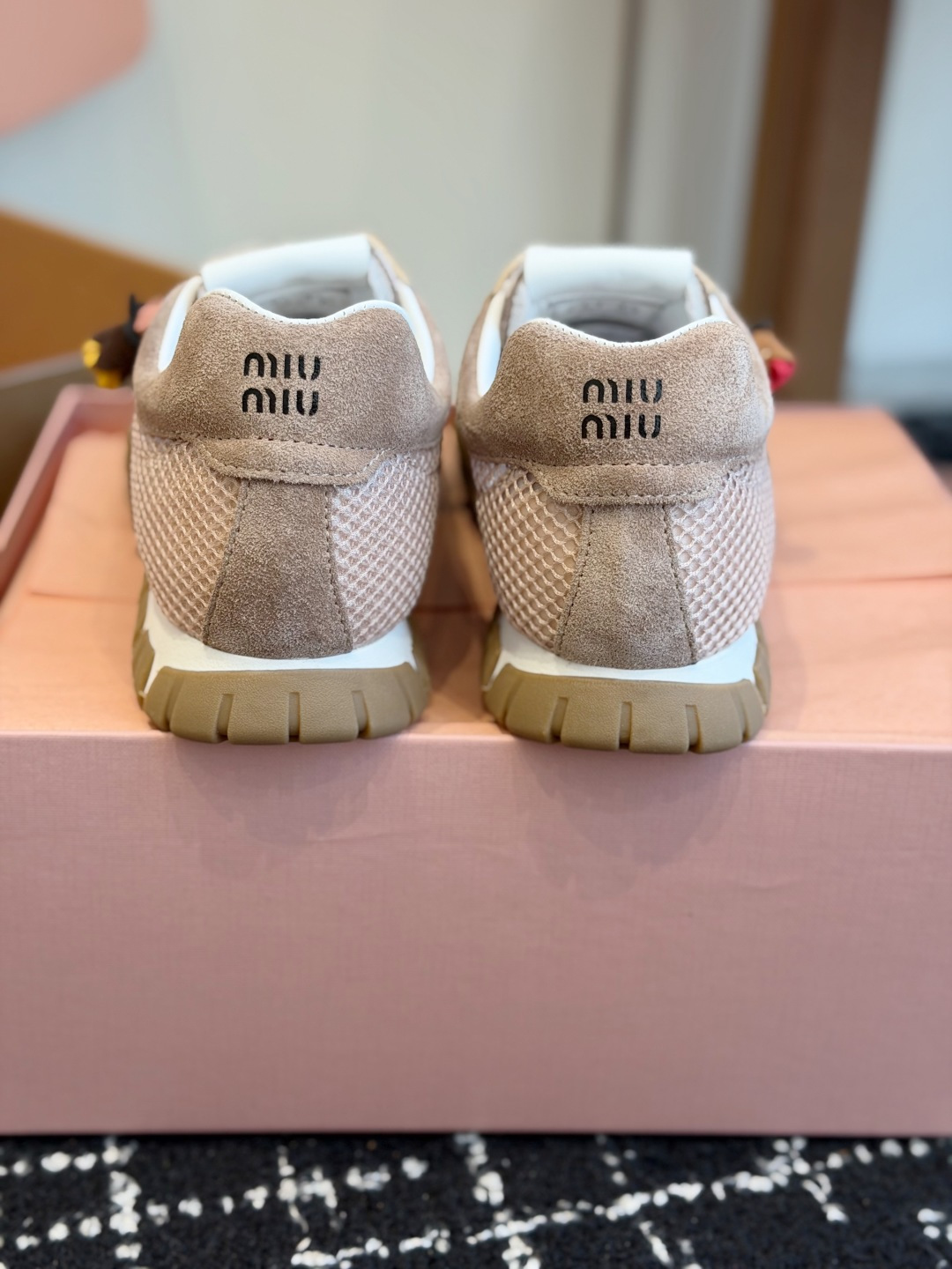 代购级（⚠️官网同步✈️盒包装）Miu Miu 26ss  新色 春夏新款走秀MiuMiu 情侣款 玛丽