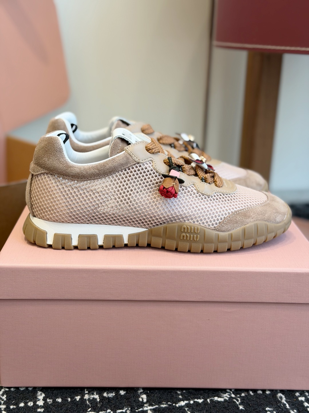 代购级（⚠️官网同步✈️盒包装）Miu Miu 26ss  新色 春夏新款走秀MiuMiu 情侣款 玛丽