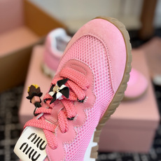 代购级(⚠️官网同步✈️盒包装)Miu Miu 26ss 新色 春夏新款走秀MiuMiu 情侣款 玛丽 代购级(⚠️官网同步✈️盒包装)Miu Miu 26ss 新色 春夏新款走秀MiuMiu 情侣款 玛丽