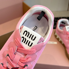 代购级(⚠️官网同步✈️盒包装)Miu Miu 26ss 新色 春夏新款走秀MiuMiu 情侣款 玛丽 代购级(⚠️官网同步✈️盒包装)Miu Miu 26ss 新色 春夏新款走秀MiuMiu 情侣款 玛丽