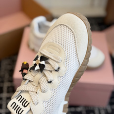 代购级(⚠️官网同步✈️盒包装)Miu Miu 26ss 新色 春夏新款走秀MiuMiu 情侣款 玛丽 代购级(⚠️官网同步✈️盒包装)Miu Miu 26ss 新色 春夏新款走秀MiuMiu 情侣款 玛丽