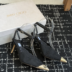 代购级Jimmy Choo jc 周仰杰 新款蕾丝高跟鞋,这对复古小蕾丝,绝对是鞋柜C位的不二之选! 代购级Jimmy Choo jc 周仰杰 新款蕾丝高跟鞋,这对复古小蕾丝,绝对是鞋柜C位的不二之选!