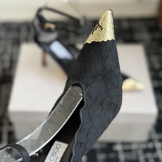 代购级Jimmy Choo jc 周仰杰 新款蕾丝高跟鞋,这对复古小蕾丝,绝对是鞋柜C位的不二之选! 代购级Jimmy Choo jc 周仰杰 新款蕾丝高跟鞋,这对复古小蕾丝,绝对是鞋柜C位的不二之选!