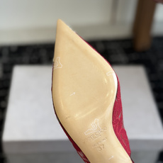 代购级Jimmy Choo jc 周仰杰 新款蕾丝高跟鞋,这对复古小蕾丝,绝对是鞋柜C位的不二之选! 代购级Jimmy Choo jc 周仰杰 新款蕾丝高跟鞋,这对复古小蕾丝,绝对是鞋柜C位的不二之选!