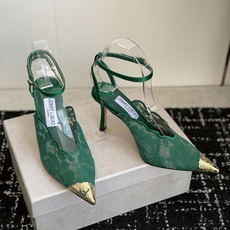 代购级Jimmy Choo jc 周仰杰 新款蕾丝高跟鞋,这对复古小蕾丝,绝对是鞋柜C位的不二之选! 代购级Jimmy Choo jc 周仰杰 新款蕾丝高跟鞋,这对复古小蕾丝,绝对是鞋柜C位的不二之选!