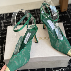 代购级Jimmy Choo jc 周仰杰 新款蕾丝高跟鞋,这对复古小蕾丝,绝对是鞋柜C位的不二之选! 代购级Jimmy Choo jc 周仰杰 新款蕾丝高跟鞋,这对复古小蕾丝,绝对是鞋柜C位的不二之选!
