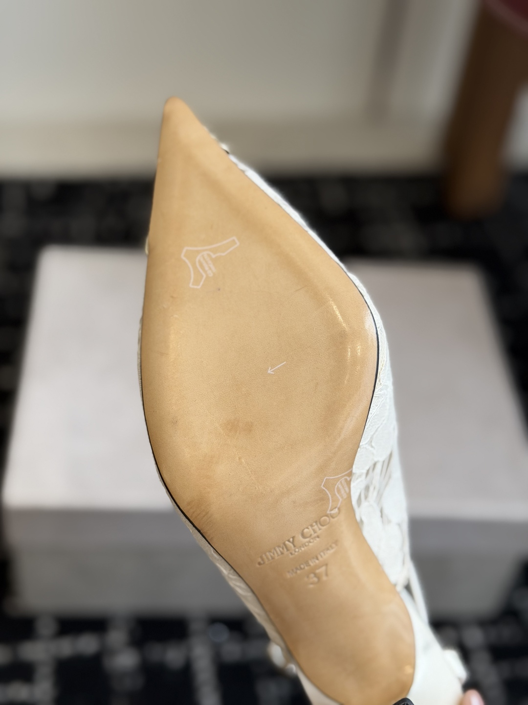 代购级Jimmy Choo jc  周仰杰  新款蕾丝高跟鞋，这对复古小蕾丝，绝对是鞋柜C位的不二之选！