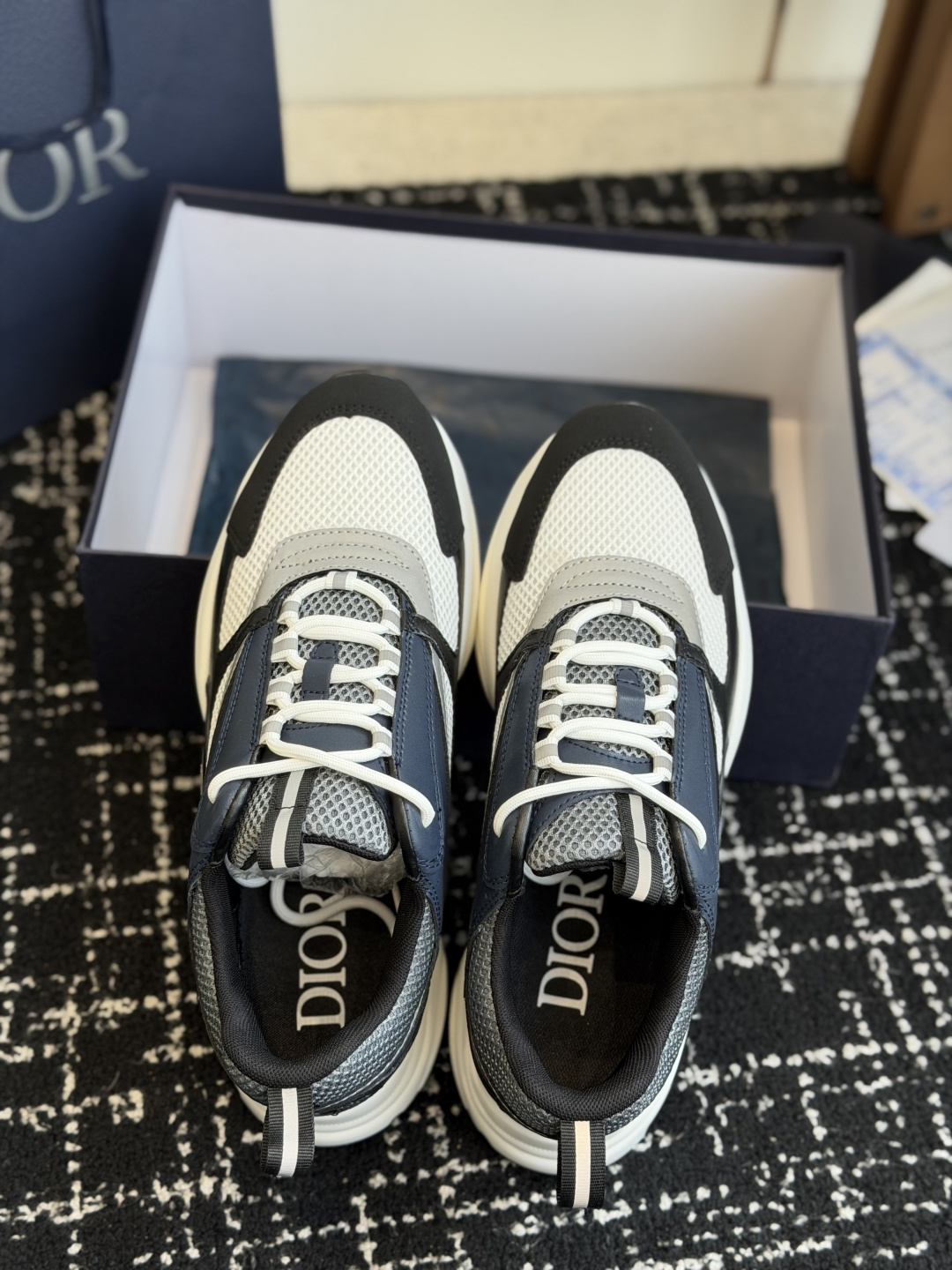 代购级Dior 明星款26ss 主推爆品 全新发售的迪奥 Dior Chrono 新款休闲运动鞋跑鞋老爹