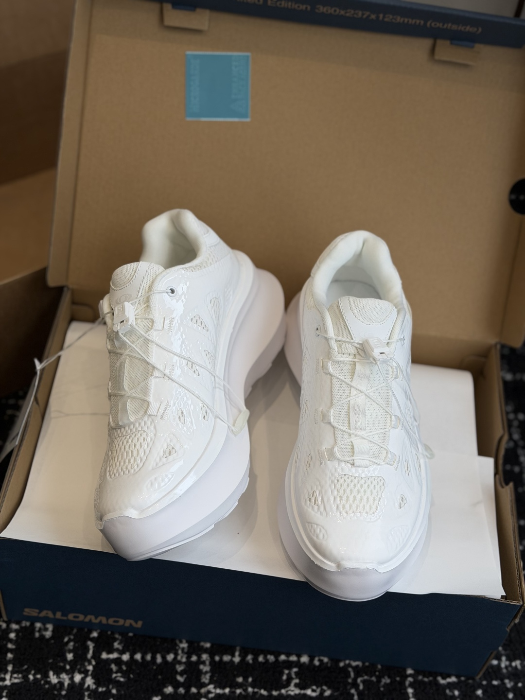 代购级Salomon𝐱 MM6 萨洛蒙联名马吉拉 26ss户外 休闲 运动鞋原版购入开发 做货 这款由M