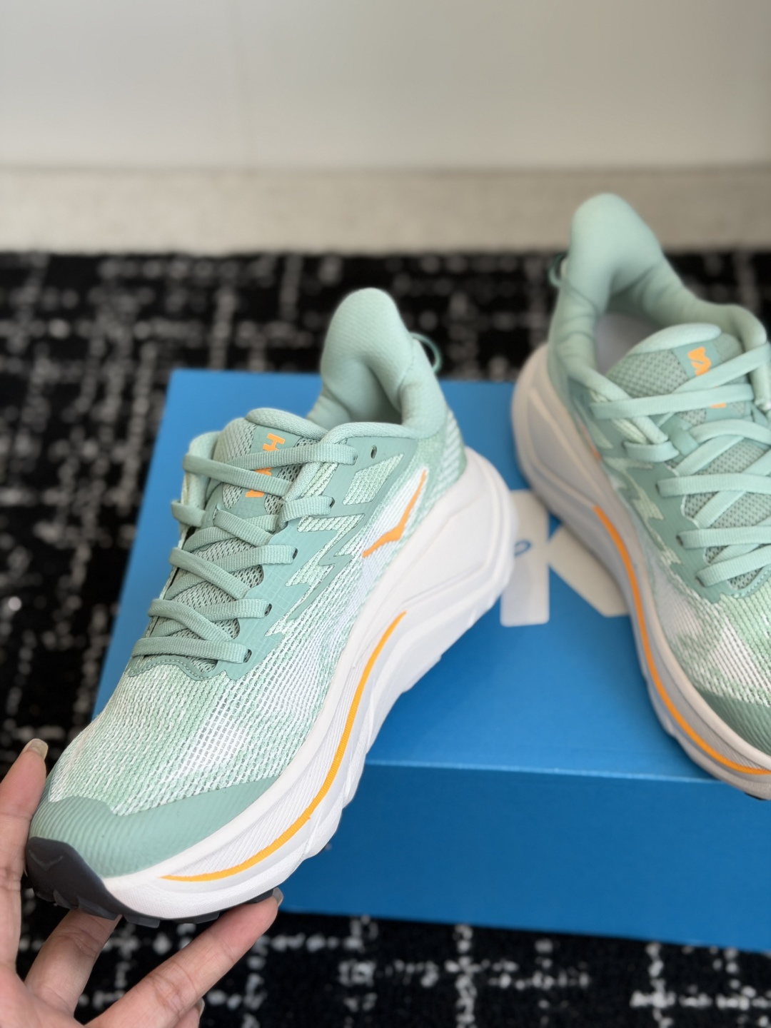 东莞代购级（女码）HOKA ONE ONE Challenger 8 挑战者 8 代 舒适柔软百搭减震耐
