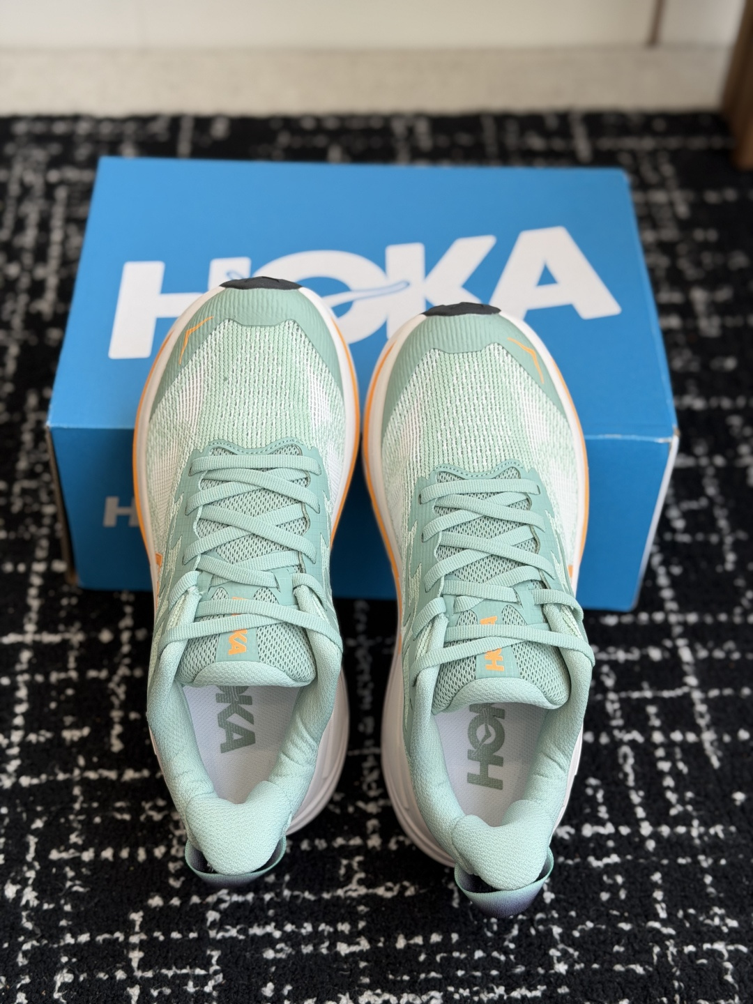 东莞代购级（女码）HOKA ONE ONE Challenger 8 挑战者 8 代 舒适柔软百搭减震耐