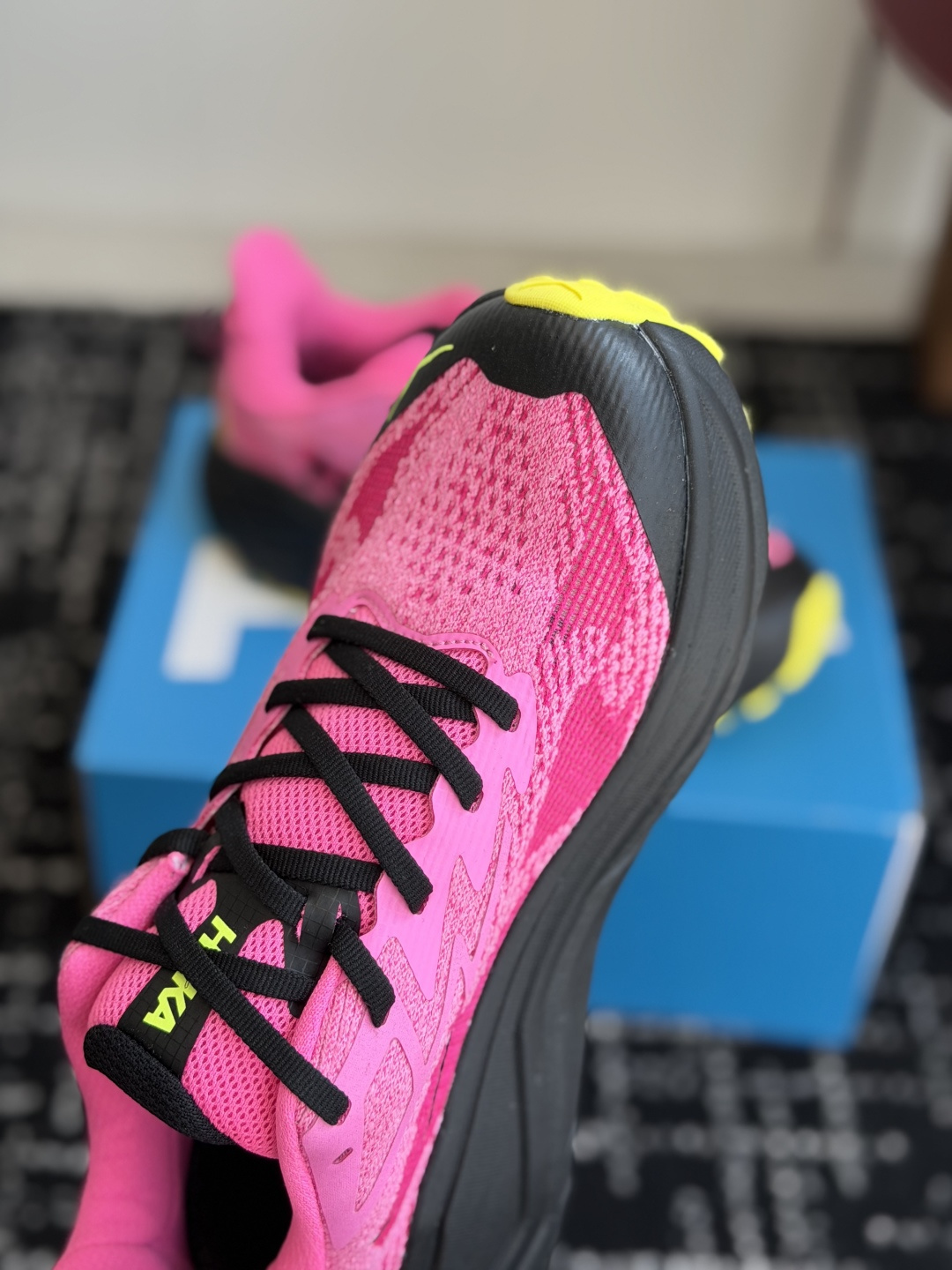 东莞代购级（女码）HOKA ONE ONE Challenger 8 挑战者 8 代 舒适柔软百搭减震耐