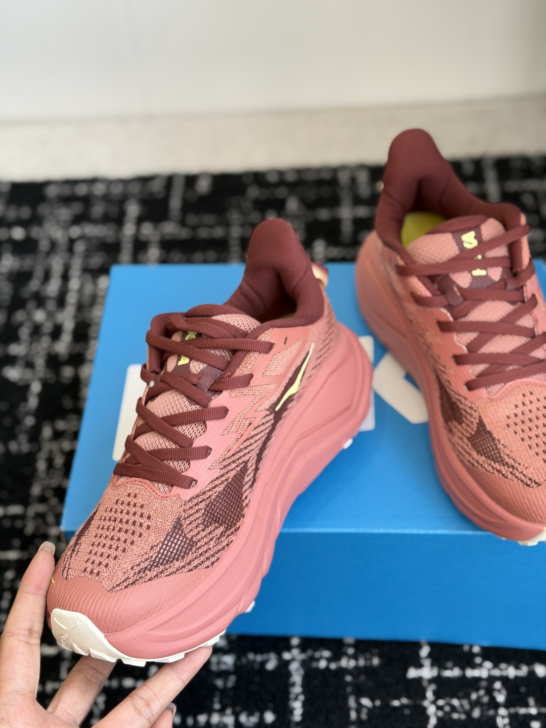 东莞代购级（男码）HOKA ONE ONE Challenger 8 挑战者 8 代 舒适柔软百搭减震耐