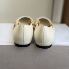 东莞代购级Jimmy Choo 26ss新品方头单鞋 高品质颜值单品推荐,贸易公司订单同步专柜 主打精致 东莞代购级Jimmy Choo 26ss新品方头单鞋 高品质颜值单品推荐,贸易公司订单同步专柜 主打精致