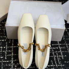 东莞代购级Jimmy Choo 26ss新品方头单鞋 高品质颜值单品推荐,贸易公司订单同步专柜 主打精致 东莞代购级Jimmy Choo 26ss新品方头单鞋 高品质颜值单品推荐,贸易公司订单同步专柜 主打精致