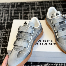 代购级ISABEL.MARANT 伊莎贝尔·玛兰 26ss 新款魔术贴德训鞋以打破常规的不羁风格展现生活 代购级ISABEL.MARANT 伊莎贝尔·玛兰 26ss 新款魔术贴德训鞋以打破常规的不羁风格展现生活