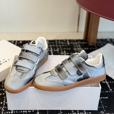 代购级ISABEL.MARANT 伊莎贝尔·玛兰 26ss 新款魔术贴德训鞋以打破常规的不羁风格展现生活 代购级ISABEL.MARANT 伊莎贝尔·玛兰 26ss 新款魔术贴德训鞋以打破常规的不羁风格展现生活
