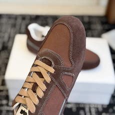 代购级ISABEL.MARANT 伊莎贝尔·玛兰 26ss 新款魔术贴德训鞋以打破常规的不羁风格展现生活 代购级ISABEL.MARANT 伊莎贝尔·玛兰 26ss 新款魔术贴德训鞋以打破常规的不羁风格展现生活