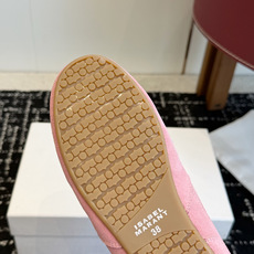 代购级ISABEL.MARANT 伊莎贝尔·玛兰 26ss 新款魔术贴德训鞋以打破常规的不羁风格展现生活 代购级ISABEL.MARANT 伊莎贝尔·玛兰 26ss 新款魔术贴德训鞋以打破常规的不羁风格展现生活