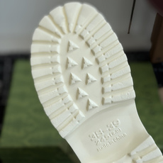 代购级Gucci 古驰26 ss 春夏爆款松糕凉拖系列… GUCCI松糕半拖,摇摇防滑厚底2026夏季新 代购级Gucci 古驰26 ss 春夏爆款松糕凉拖系列… GUCCI松糕半拖,摇摇防滑厚底2026夏季新
