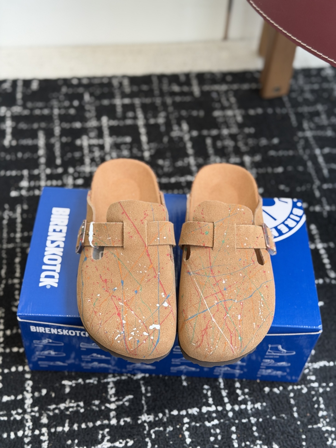 代购级BIRKENSTOCK  26ss博肯 真软木潮流时尚 钻扣 休闲 包头拖人体工程学设计符合脚形的