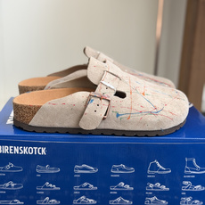 代购级BIRKENSTOCK 26ss博肯 真软木潮流时尚 钻扣 休闲 包头拖人体工程学设计符合脚形的 代购级BIRKENSTOCK 26ss博肯 真软木潮流时尚 钻扣 休闲 包头拖人体工程学设计符合脚形的