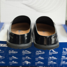 代购级BIRKENSTOCK 26ss博肯 真软木潮流时尚 钻扣 休闲 包头拖人体工程学设计符合脚形的 代购级BIRKENSTOCK 26ss博肯 真软木潮流时尚 钻扣 休闲 包头拖人体工程学设计符合脚形的