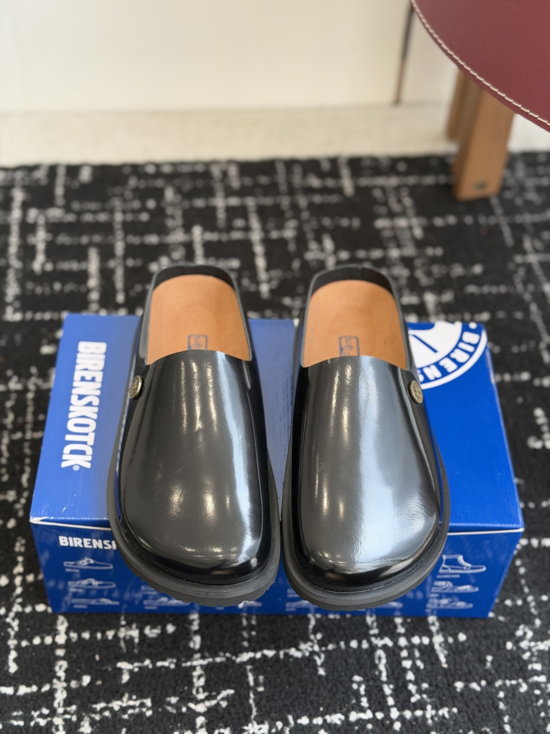 代购级BIRKENSTOCK  26ss博肯 真软木潮流时尚 钻扣 休闲 包头拖人体工程学设计符合脚形的