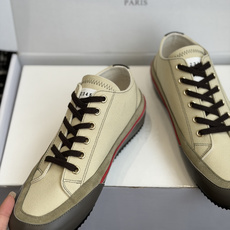 代购级MaisonMargiela MM6 马吉拉 做旧厚底 德训鞋 休闲 运动鞋这一款德国训练鞋延续 代购级MaisonMargiela MM6 马吉拉 做旧厚底 德训鞋 休闲 运动鞋这一款德国训练鞋延续