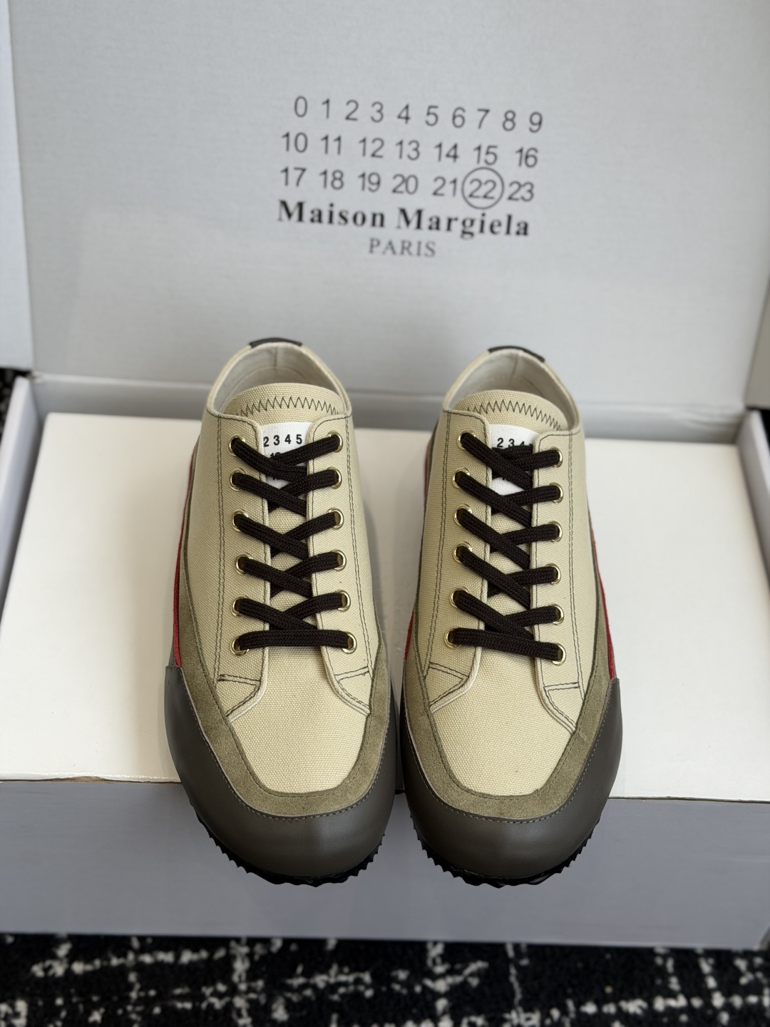 代购级MaisonMargiela MM6 马吉拉  做旧厚底 德训鞋 休闲 运动鞋这一款德国训练鞋延续