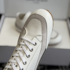 代购级MaisonMargiela MM6 马吉拉 做旧厚底 德训鞋 休闲 运动鞋这一款德国训练鞋延续 代购级MaisonMargiela MM6 马吉拉 做旧厚底 德训鞋 休闲 运动鞋这一款德国训练鞋延续