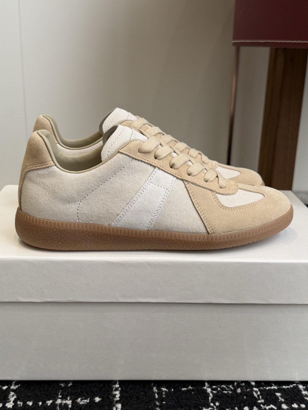 代购级MaisonMargiela MM6 马吉拉 26新色 情侣款  德训鞋 休闲 运动鞋原版购入开发