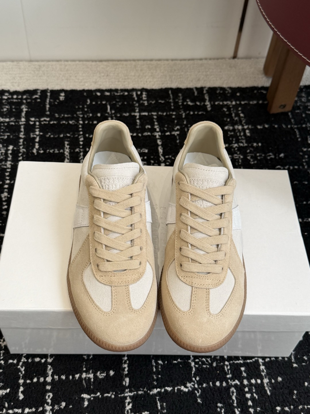 代购级MaisonMargiela MM6 马吉拉 26新色 情侣款  德训鞋 休闲 运动鞋原版购入开发