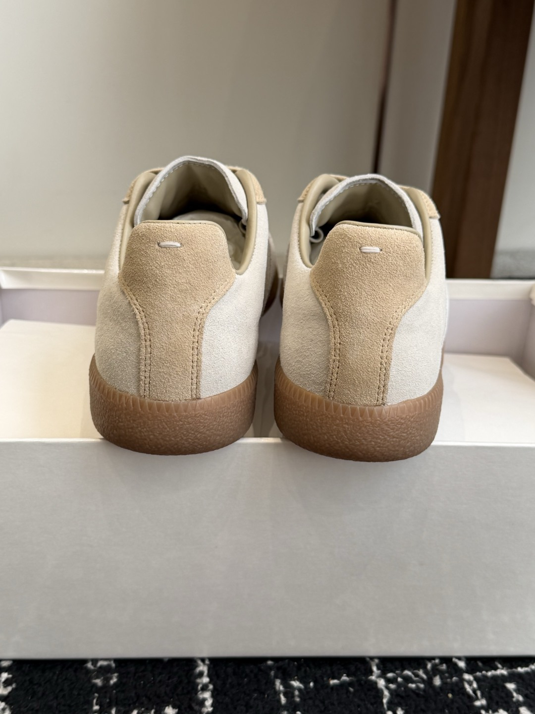 代购级MaisonMargiela MM6 马吉拉 26新色 情侣款  德训鞋 休闲 运动鞋原版购入开发