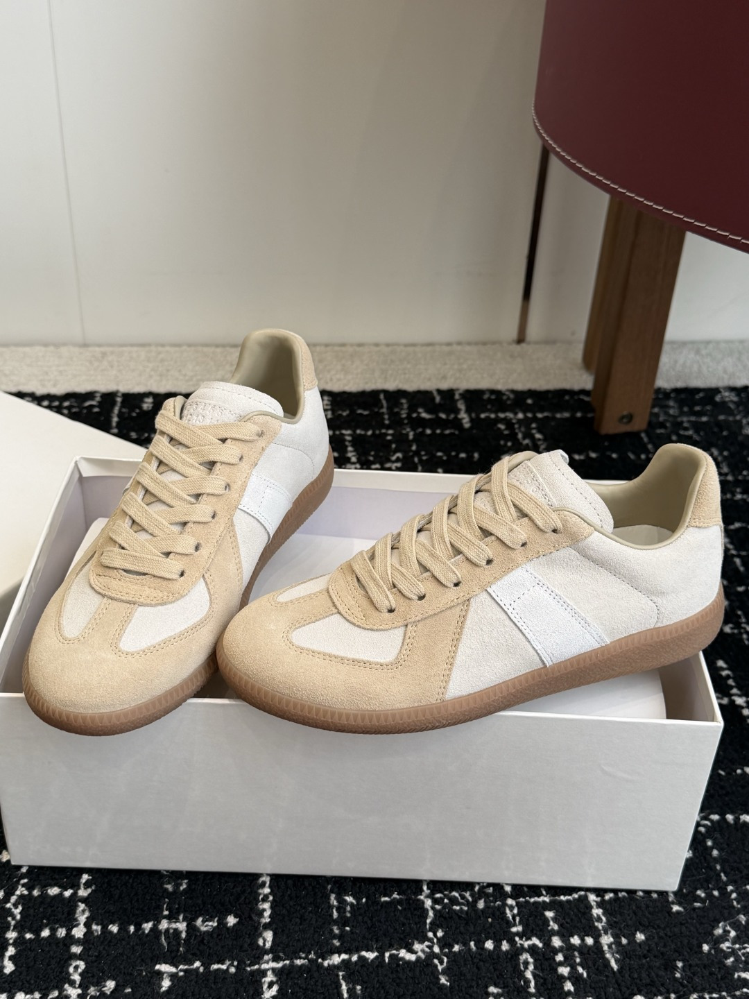 代购级MaisonMargiela MM6 马吉拉 26新色 情侣款  德训鞋 休闲 运动鞋原版购入开发