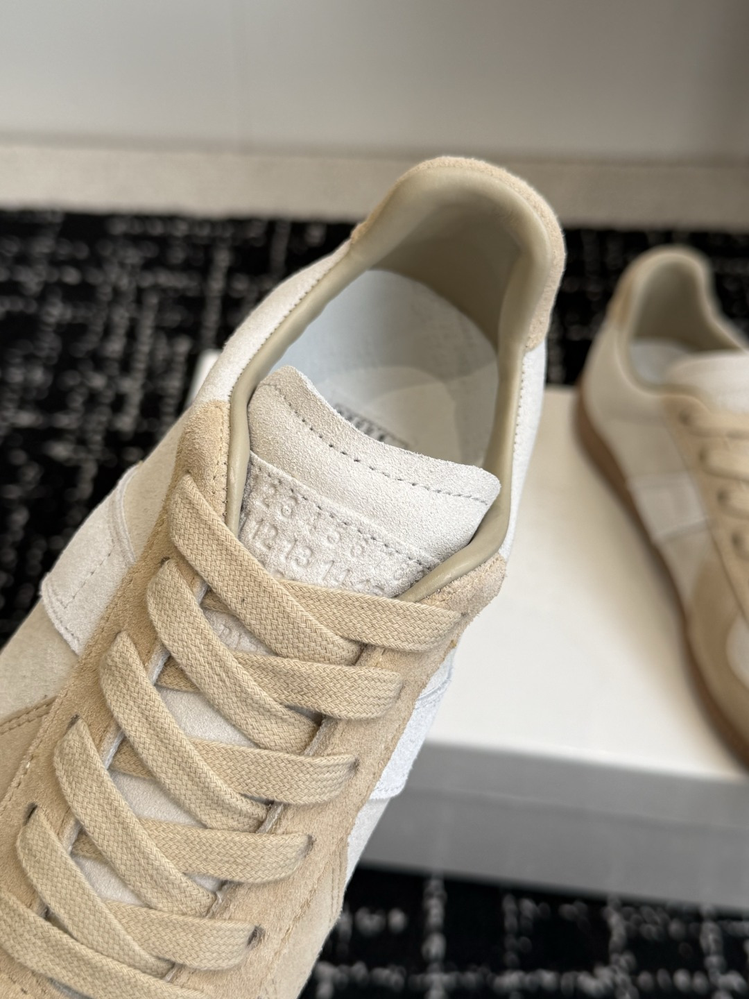 代购级MaisonMargiela MM6 马吉拉 26新色 情侣款  德训鞋 休闲 运动鞋原版购入开发