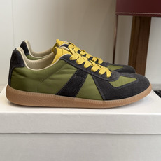 代购级MaisonMargiela MM6 马吉拉 26新色 情侣款 德训鞋 休闲 运动鞋原版购入开发 代购级MaisonMargiela MM6 马吉拉 26新色 情侣款 德训鞋 休闲 运动鞋原版购入开发