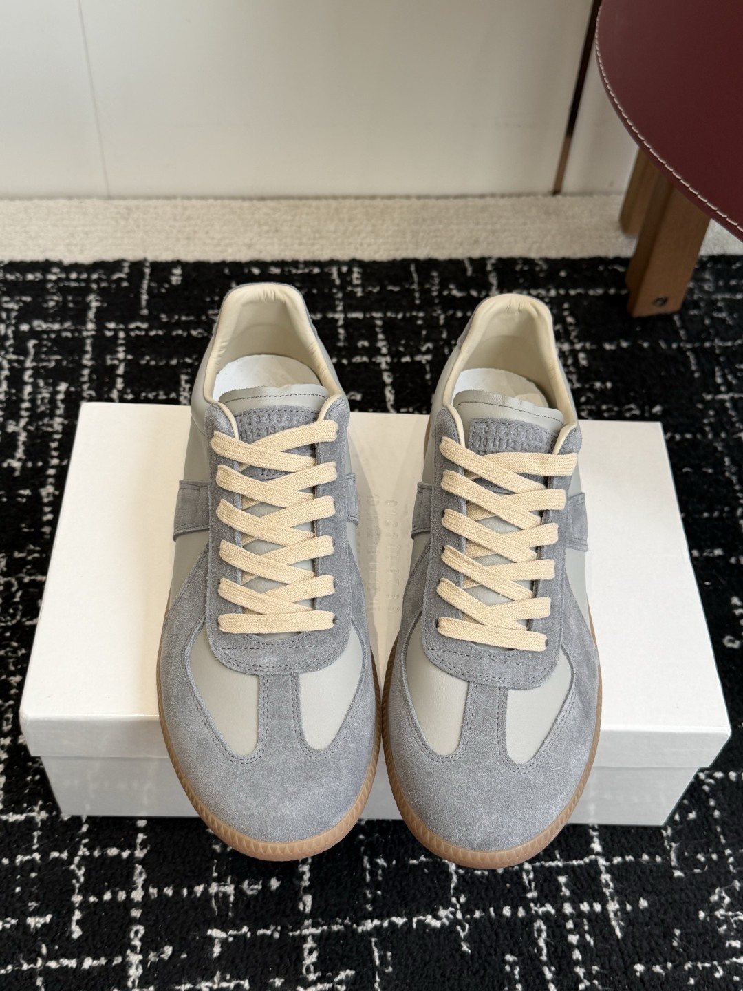 代购级MaisonMargiela MM6 马吉拉 26新色 情侣款  德训鞋 休闲 运动鞋原版购入开发
